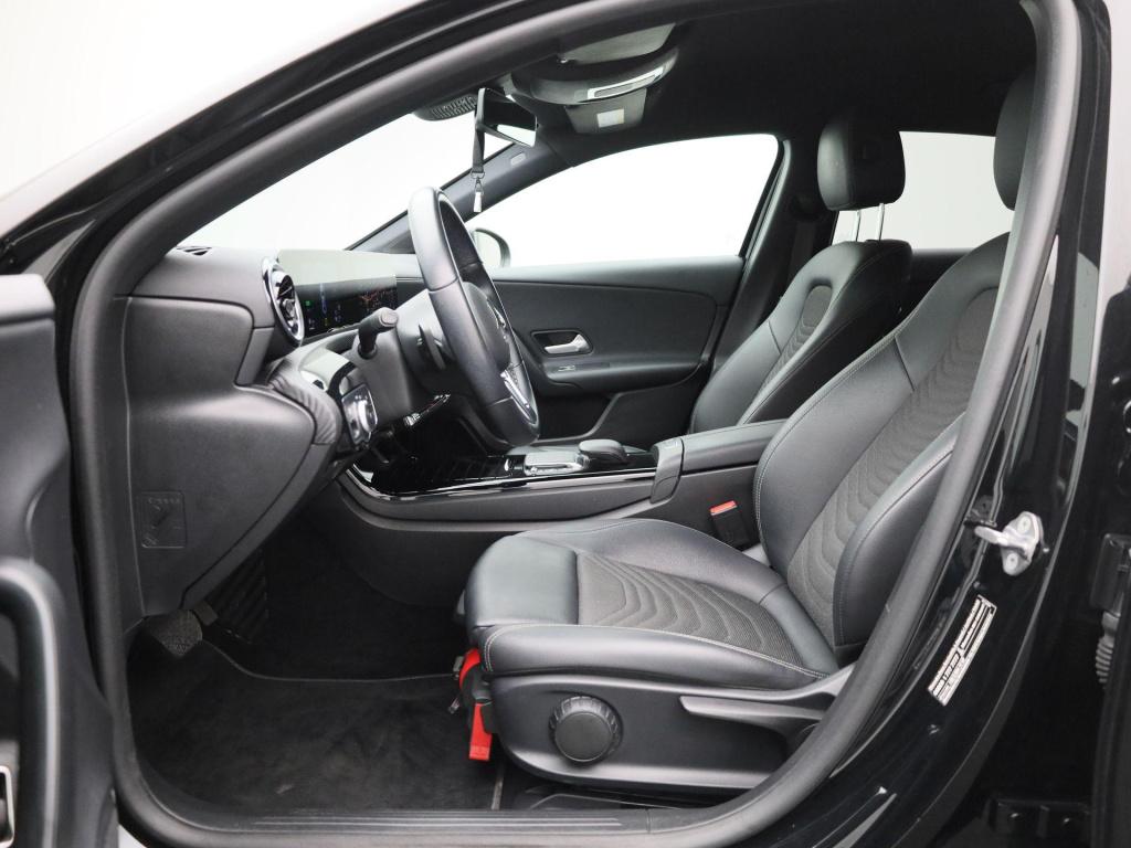 Mercedes-Benz A-Klasse 250 e business line | phev | automaat | navigatie |