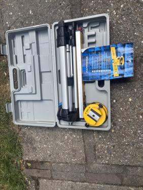 Gereedschap electrisch waterlaserpas recipozaag, heteluchtpistool, enz