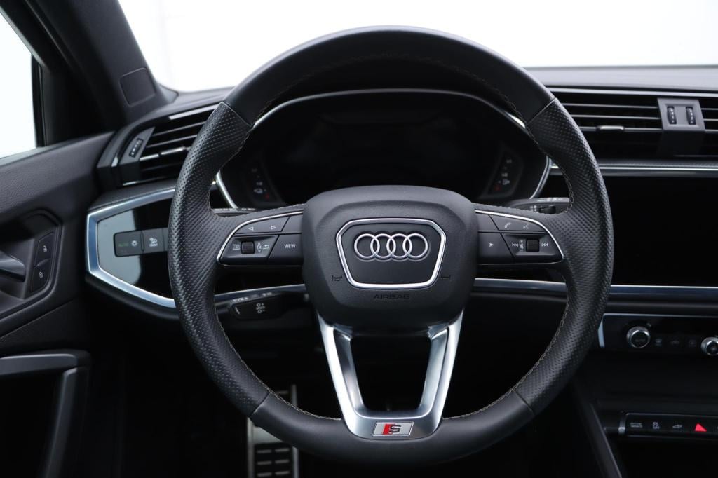 Audi Q3 sportback 45 tfsi e s edition 245pk s-tronic | soh 90,8% |