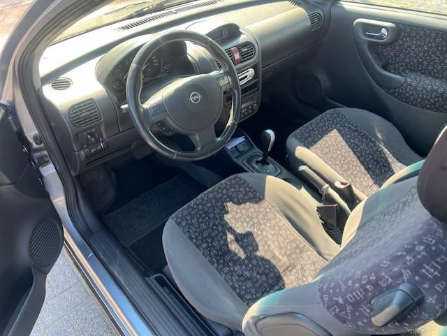 Opel Corsa 1.2-16v elegance easytronic