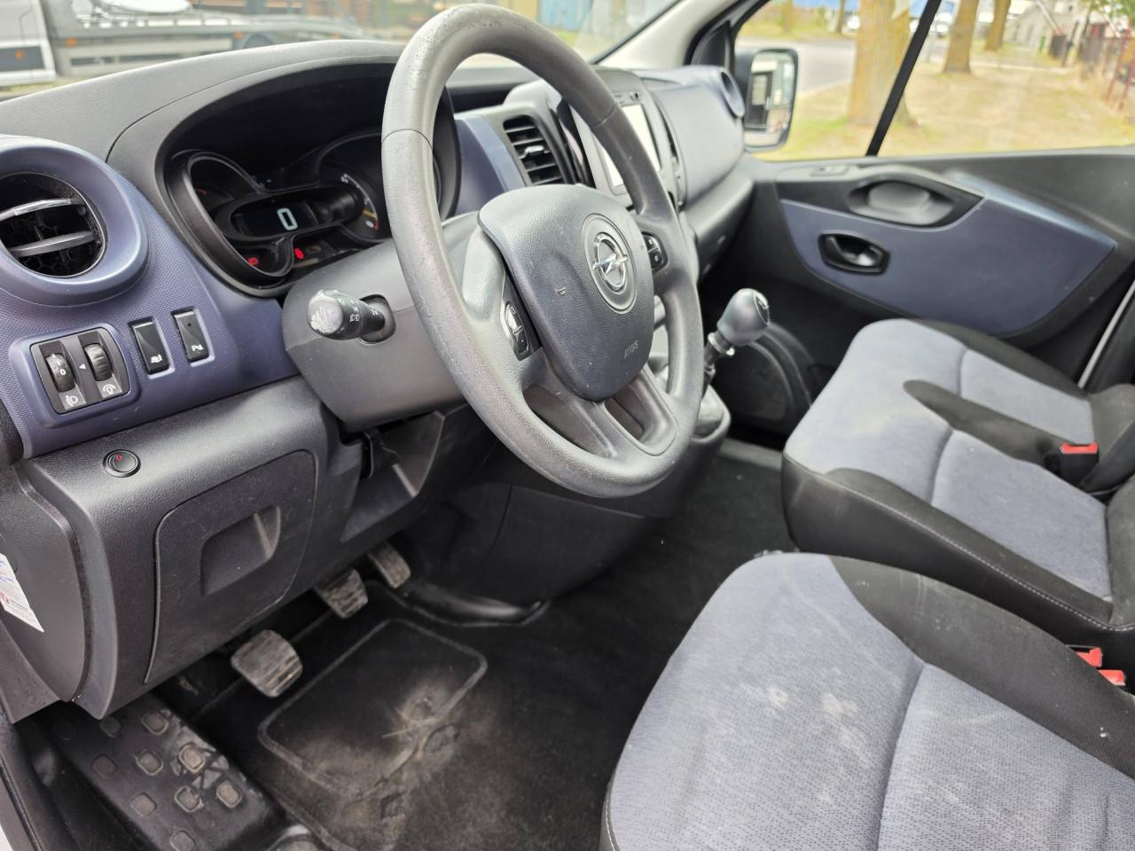 🚐 Opel Vivaro 1.6 Turbo – 3 zitplaatsen  – Trekhaak Bouwjaar: 2016