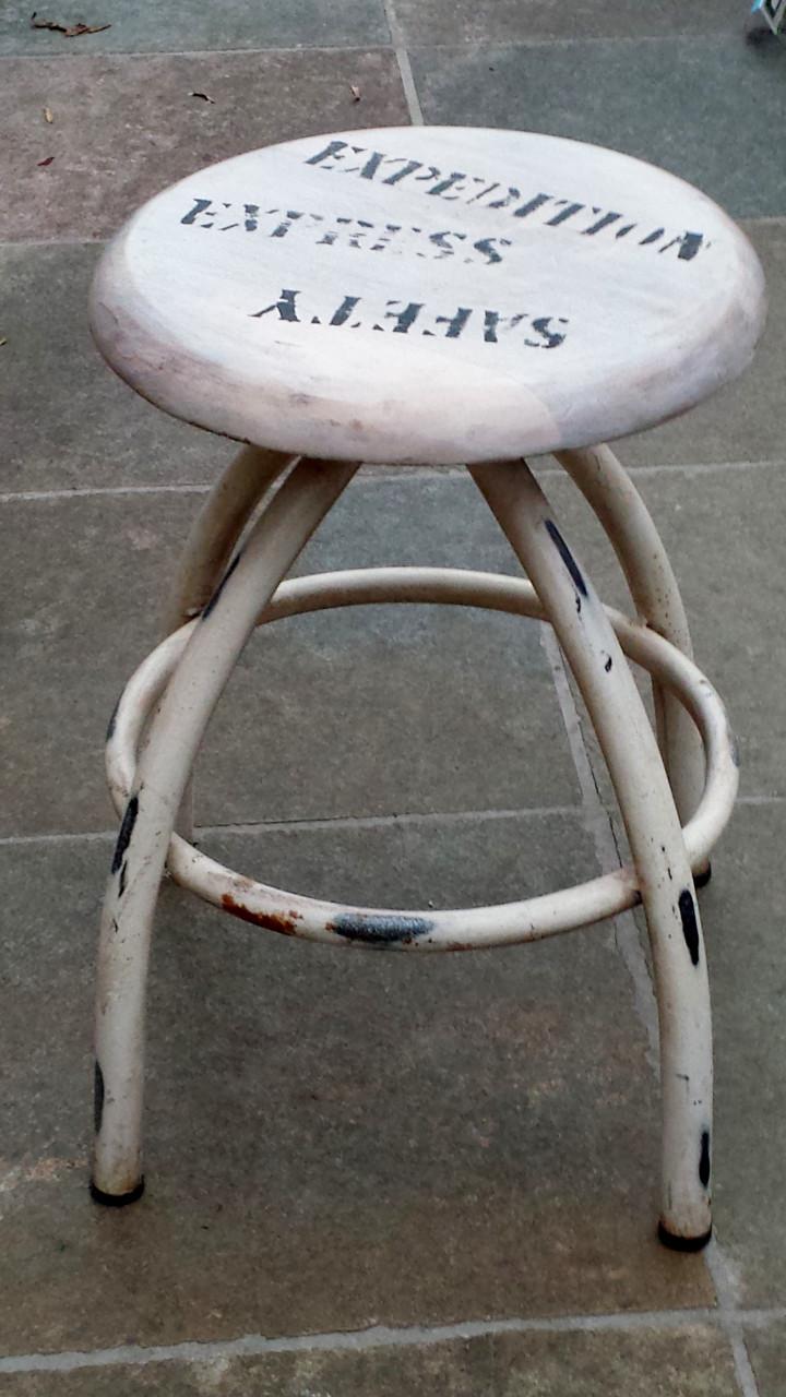 LEUKE SALONTAFELTJES EN KRUKJES