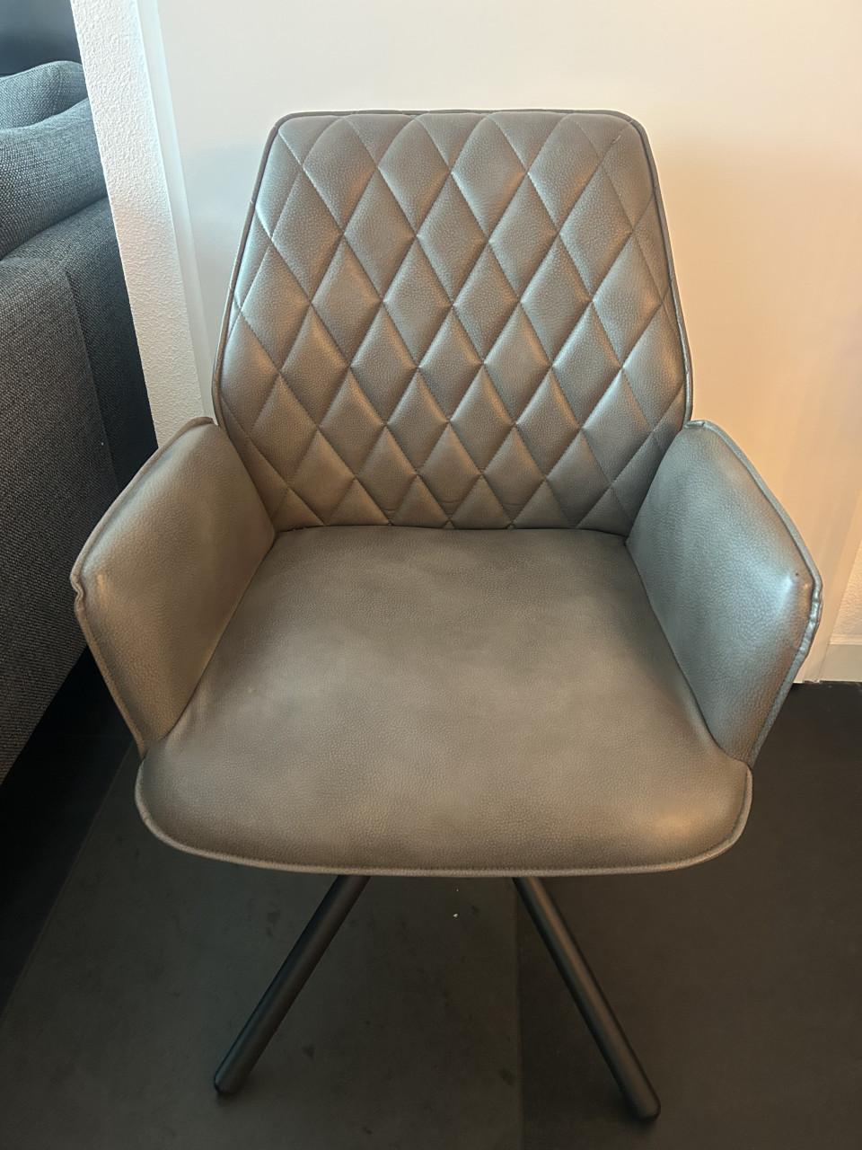 Set van 6 eetkamerstoelen