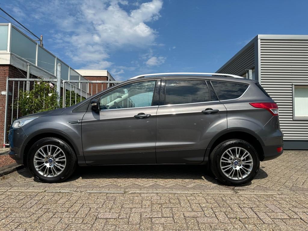 Ford Kuga 1.6 titanium trekhaak pdc stoelverwarming