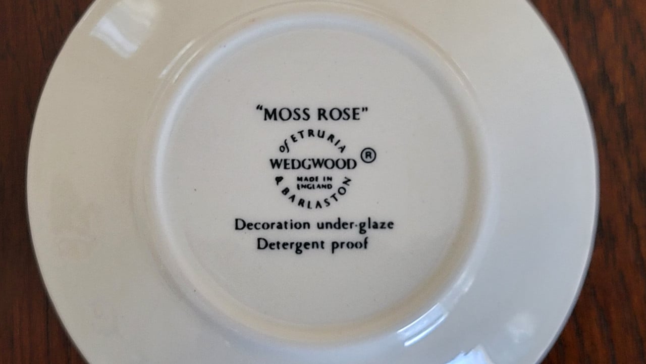 Set van 6 Wedgwood Moss Rose bonbon bordjes schoteltjes 8 cm