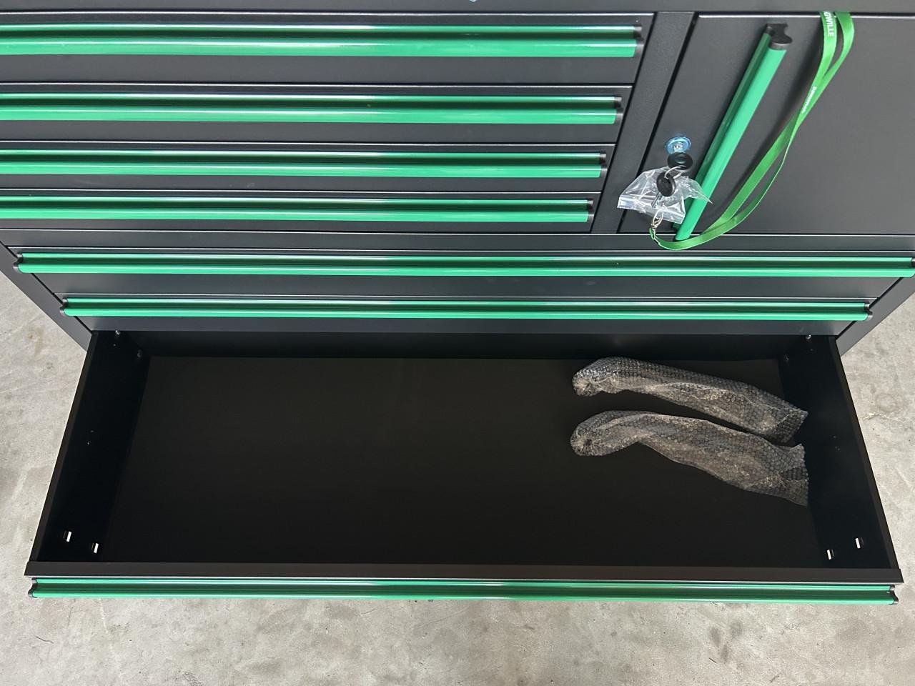 Gereedschapswagen Jungwille compleet gevuld 272-delig, nieuwprijs 7999,-