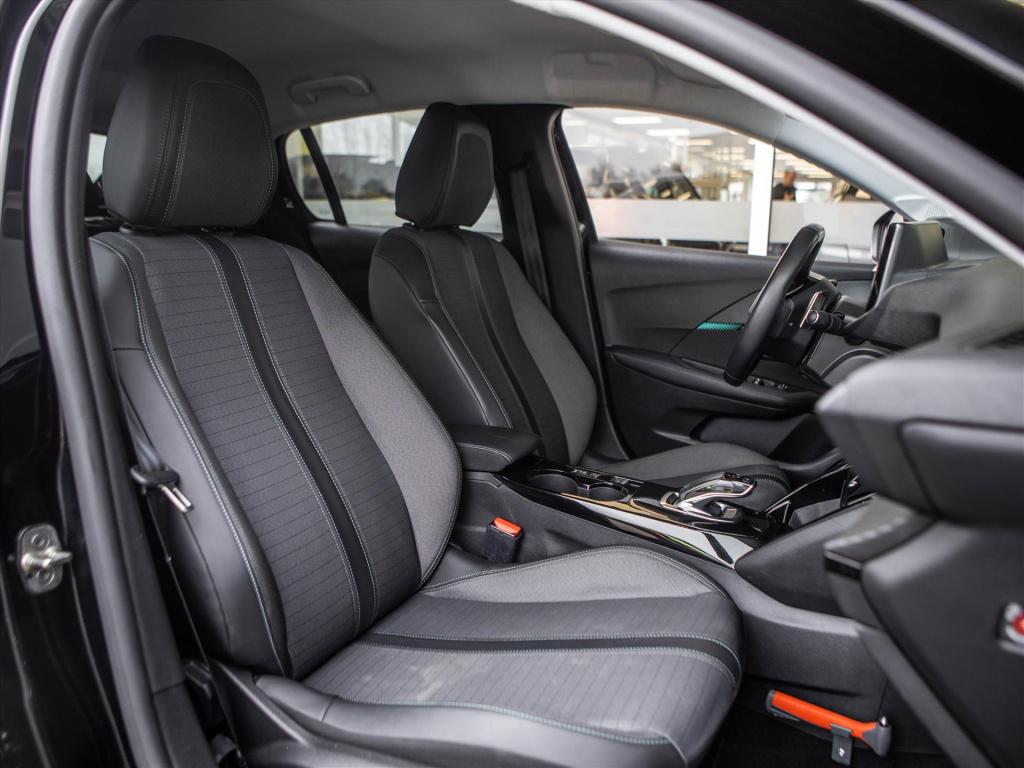 Peugeot 208 1.2 puretech 100pk eat8 allure