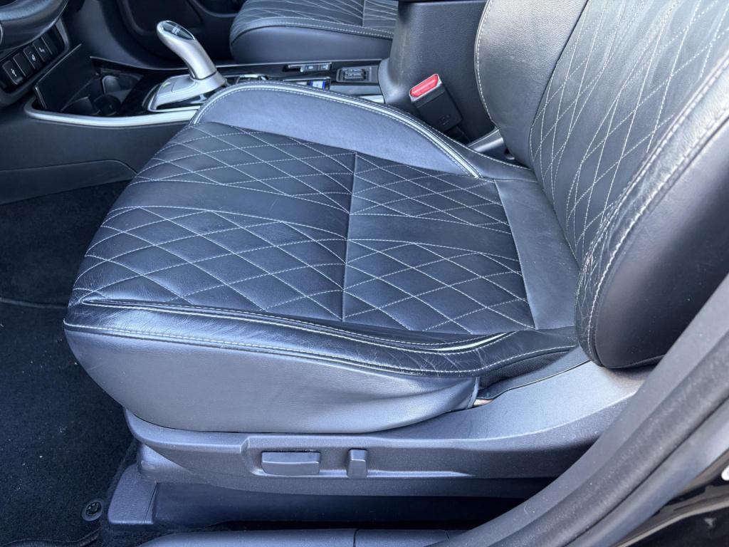 Mitsubishi Outlander 2.4 phev instyle |1500 kg trekgewicht |sportpakket