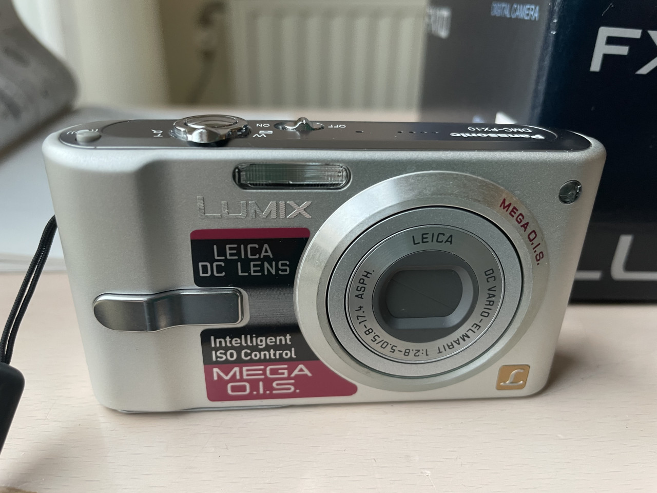 FX 10 LUMIX met tasje in orginele doos