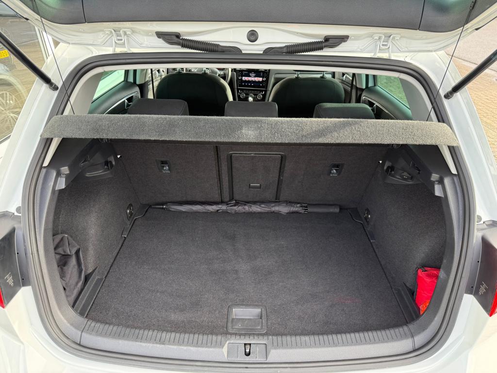 Volkswagen Golf 1.5 tsi highline