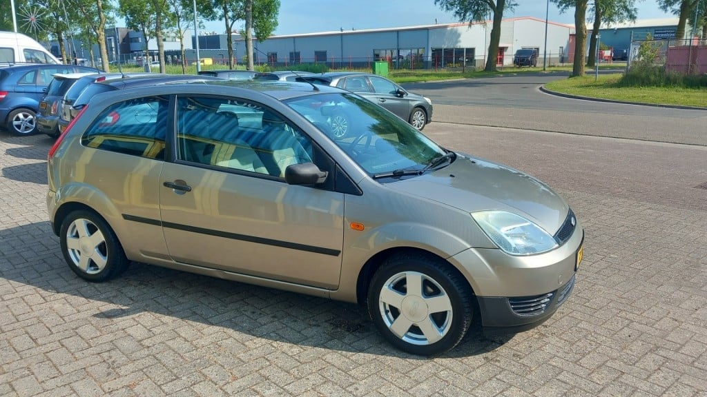 Ford Fiesta 1.25-16v centennial