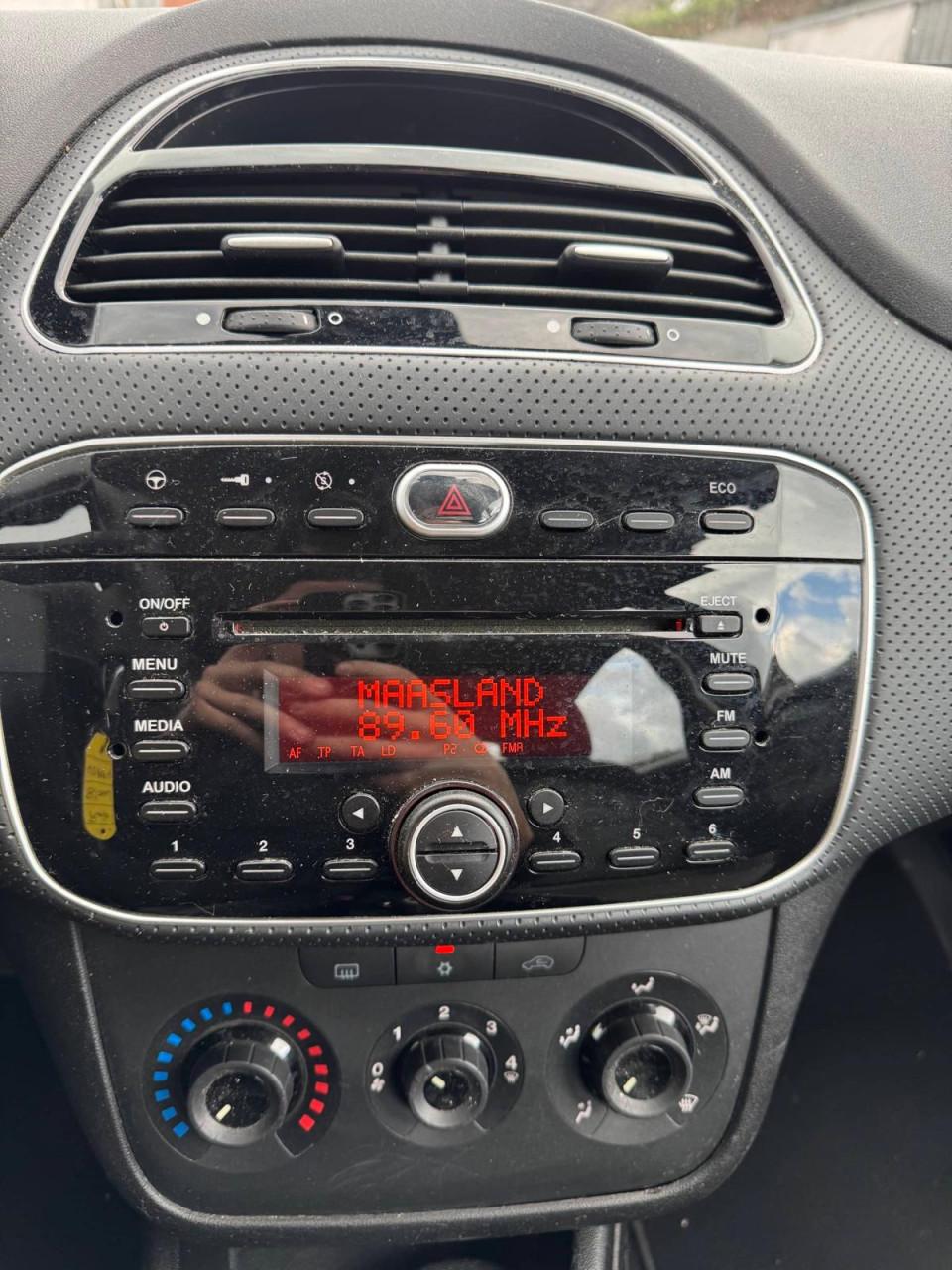 Fiat Grande Punto 1.4 Active/Automaat/Airco/Wordt met 1 week verwacht