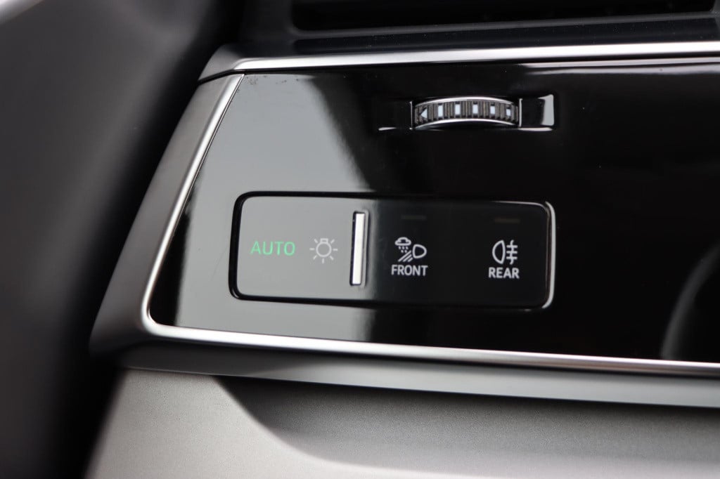 Audi Q7 55 tfsi e quattro pro line 380pk tiptronic