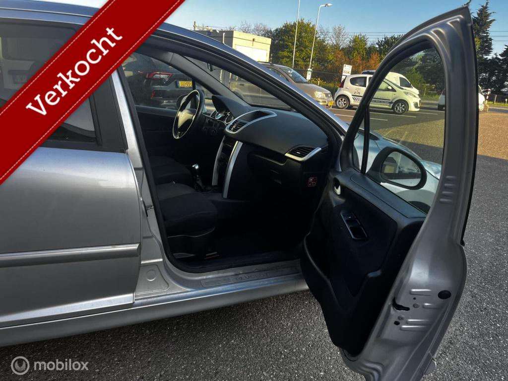 Peugeot 207 1.6 vti sportium