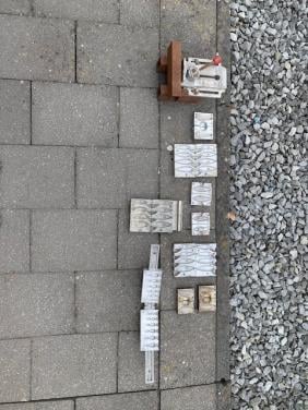 LOODMALLEN + BANKSCHROEFJE