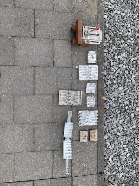 LOODMALLEN + BANKSCHROEFJE