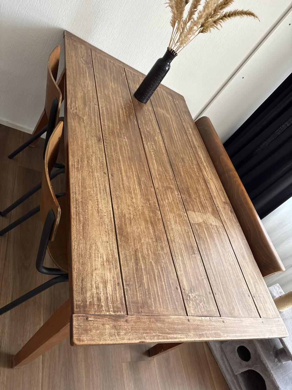 Eettafel + stoelen + bankje