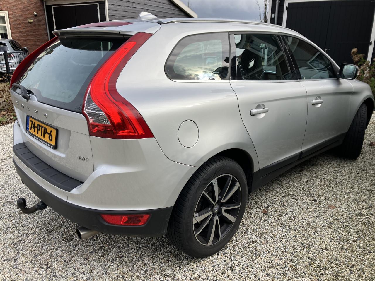 Volvo XC60 2.0 T Powershift