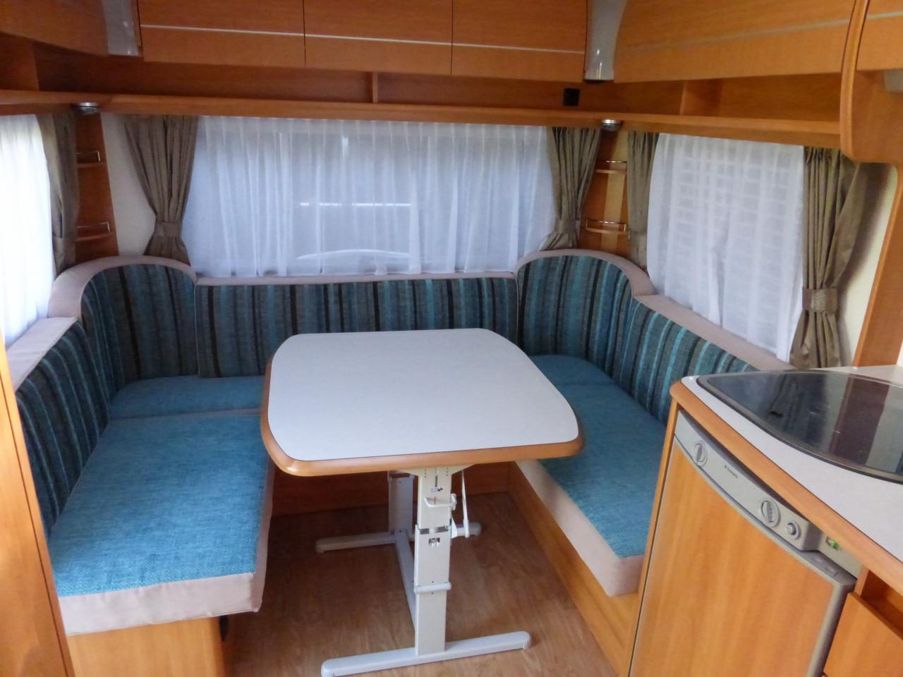 Caravan Homestar Racer 45 UTF, in zeer goede staat; bed 215×145cm!