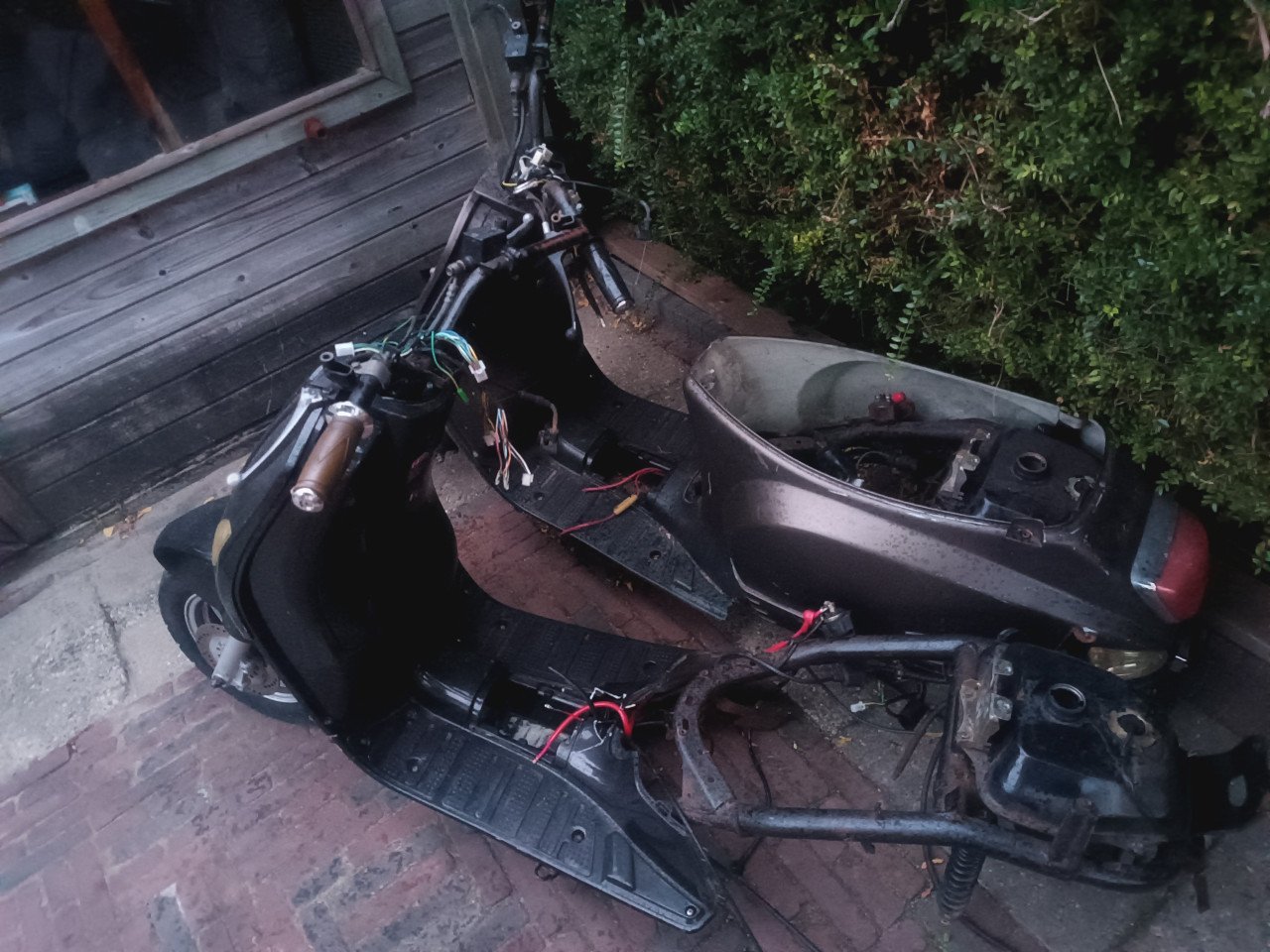 2 x riva/retro scooter voor onderdelen zonder kenteken
