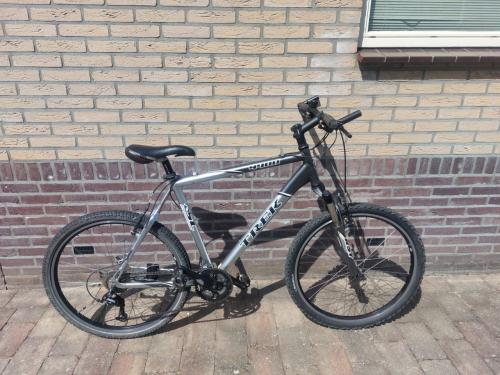 Te koop mooie TREK MOUNTAIN  BIKE
