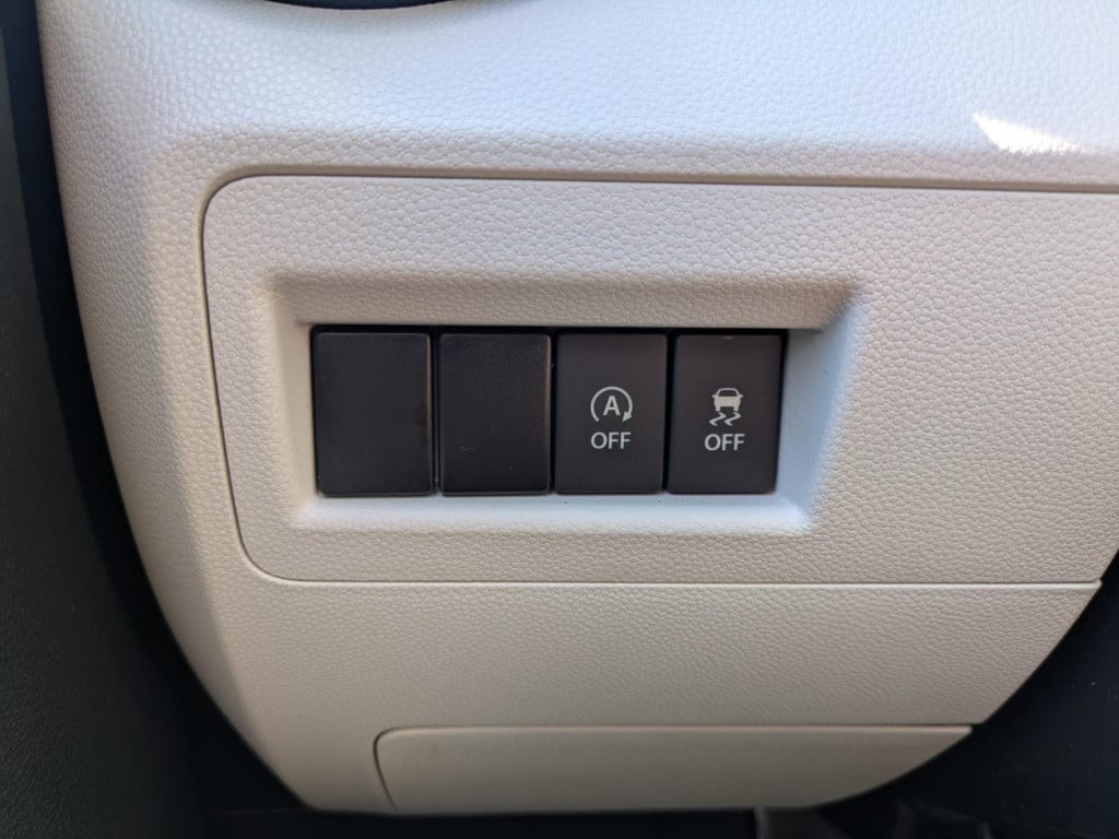 Suzuki Ignis 1.2 stijl smart hybrid | trekhaak | airco | navigatie | carpla