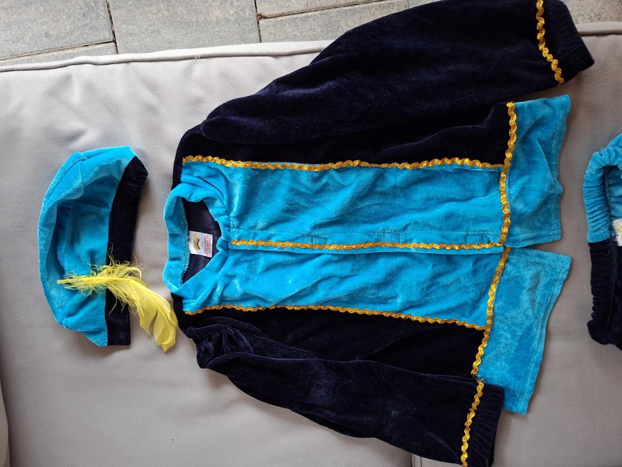 Pietenpak blauw maat 128