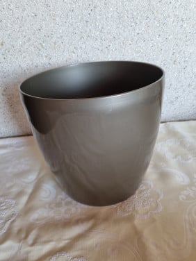 Kunststof sierbloempot van Elho , hoogte 21 cm