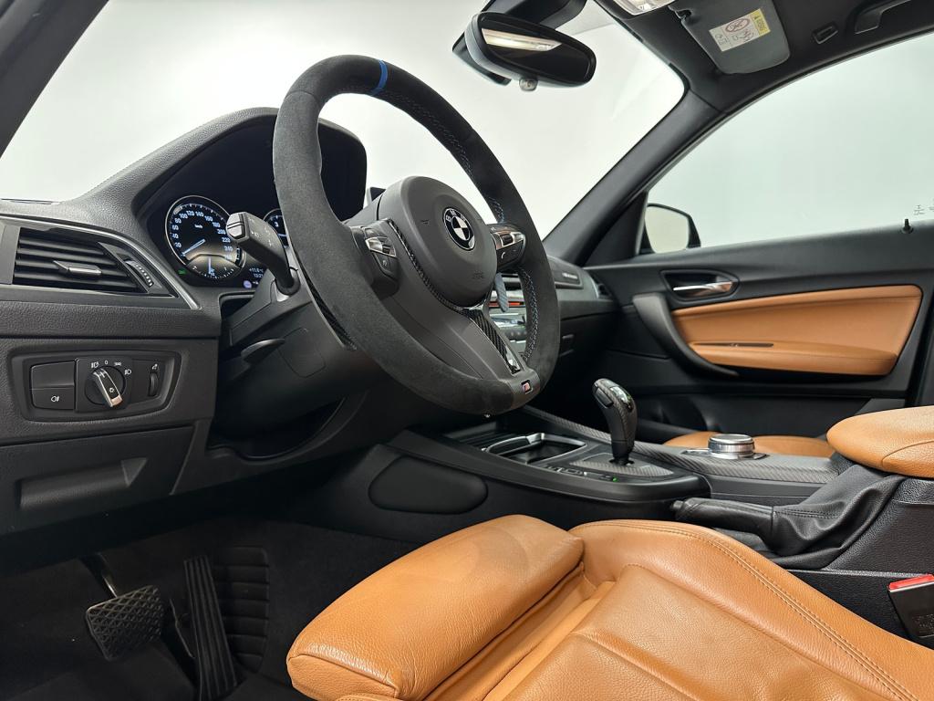 BMW 1 Serie m140i high executive | 460pk | m performance uitlaat | eibach o
