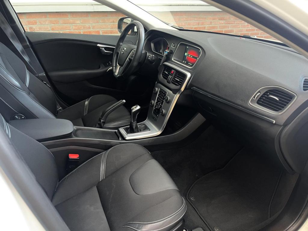 Volvo V40 2.0 t2 nordic+ | dealeronderhouden | orig. nl