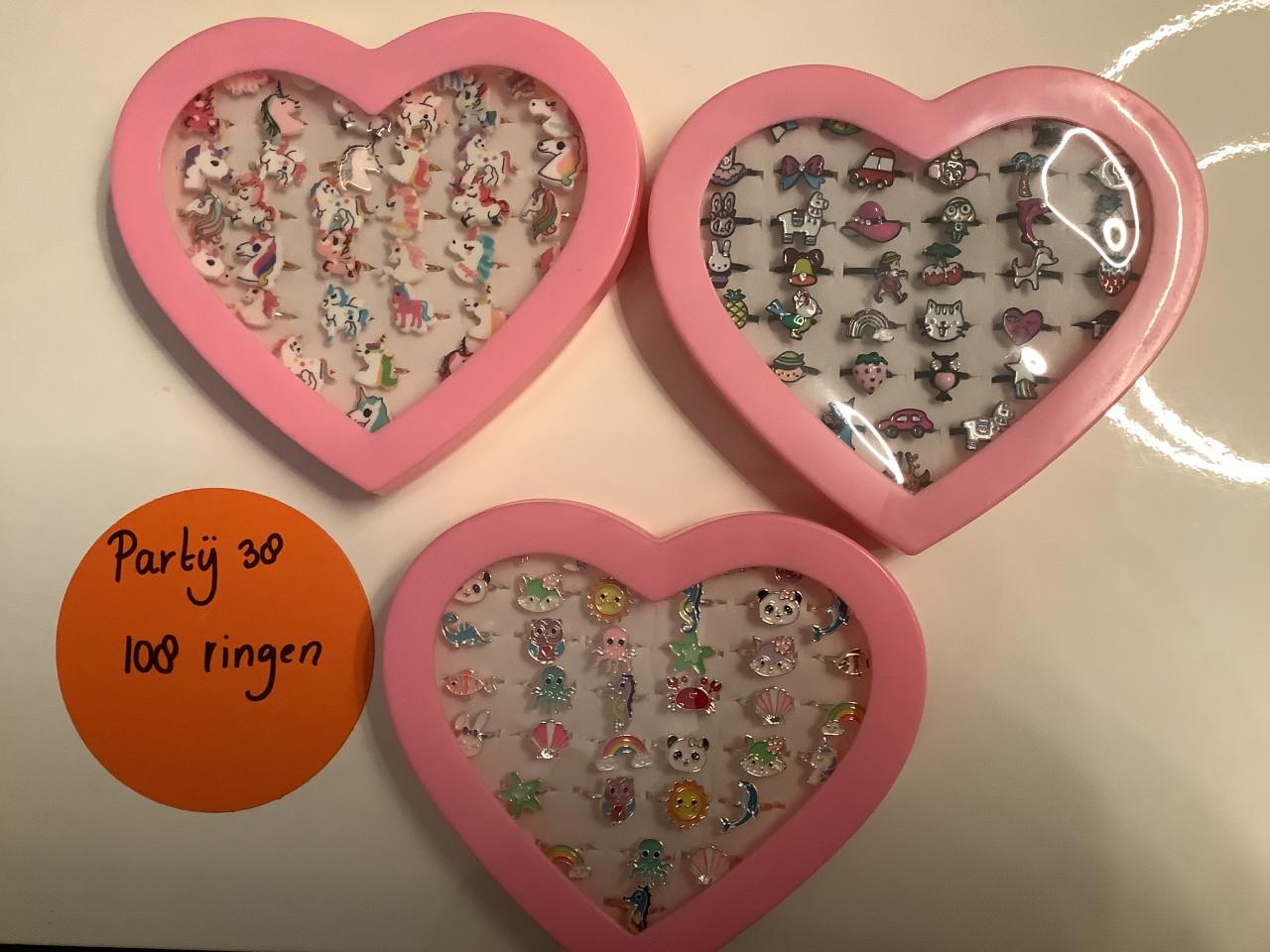 Partij super leuke kinder ringen. (Partij 38)