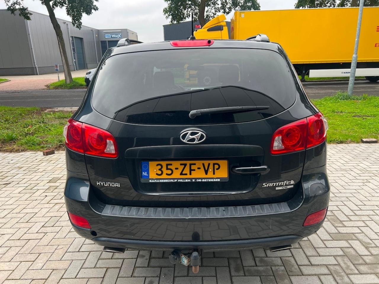 Hyundai Santa Fe 2.7i V6 Dynamic 7persoons