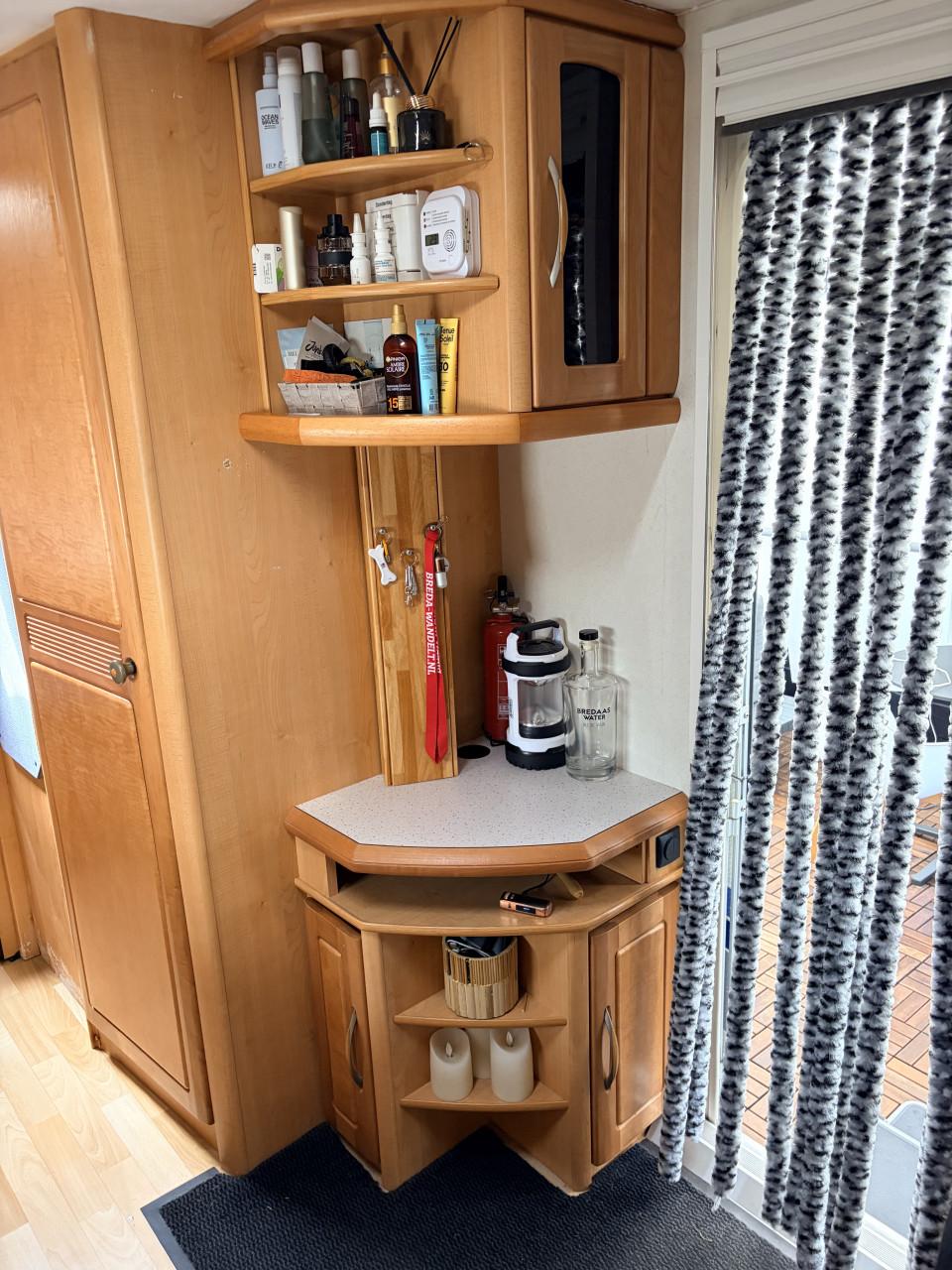 Hobby 540UL met Dorema Onyx voortent&luifel