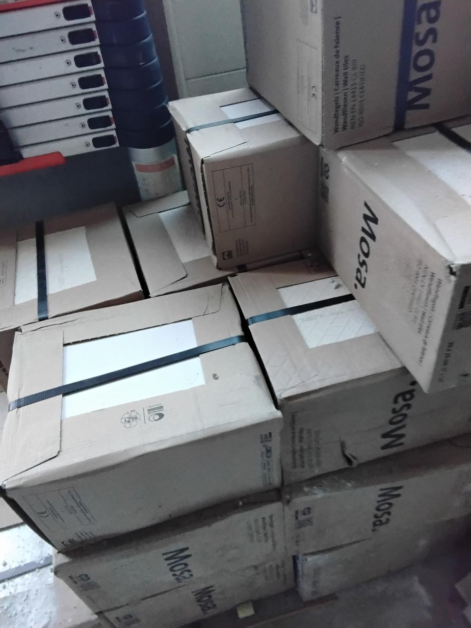 Wandtegels 20x25 Mosa 1e kwalit. 26m2 gebroken wit. Spotgoedkoop leukprijsj