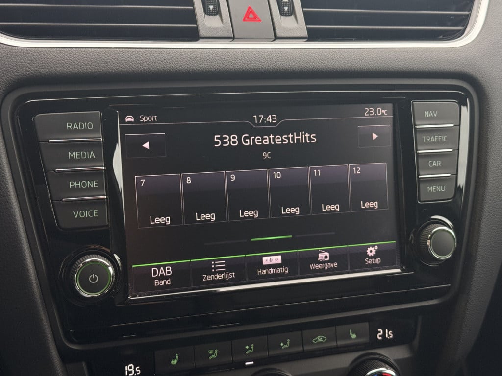 Skoda Octavia 2.0 tsi rs 230 pk | standkachel | leder | canton audio | navi