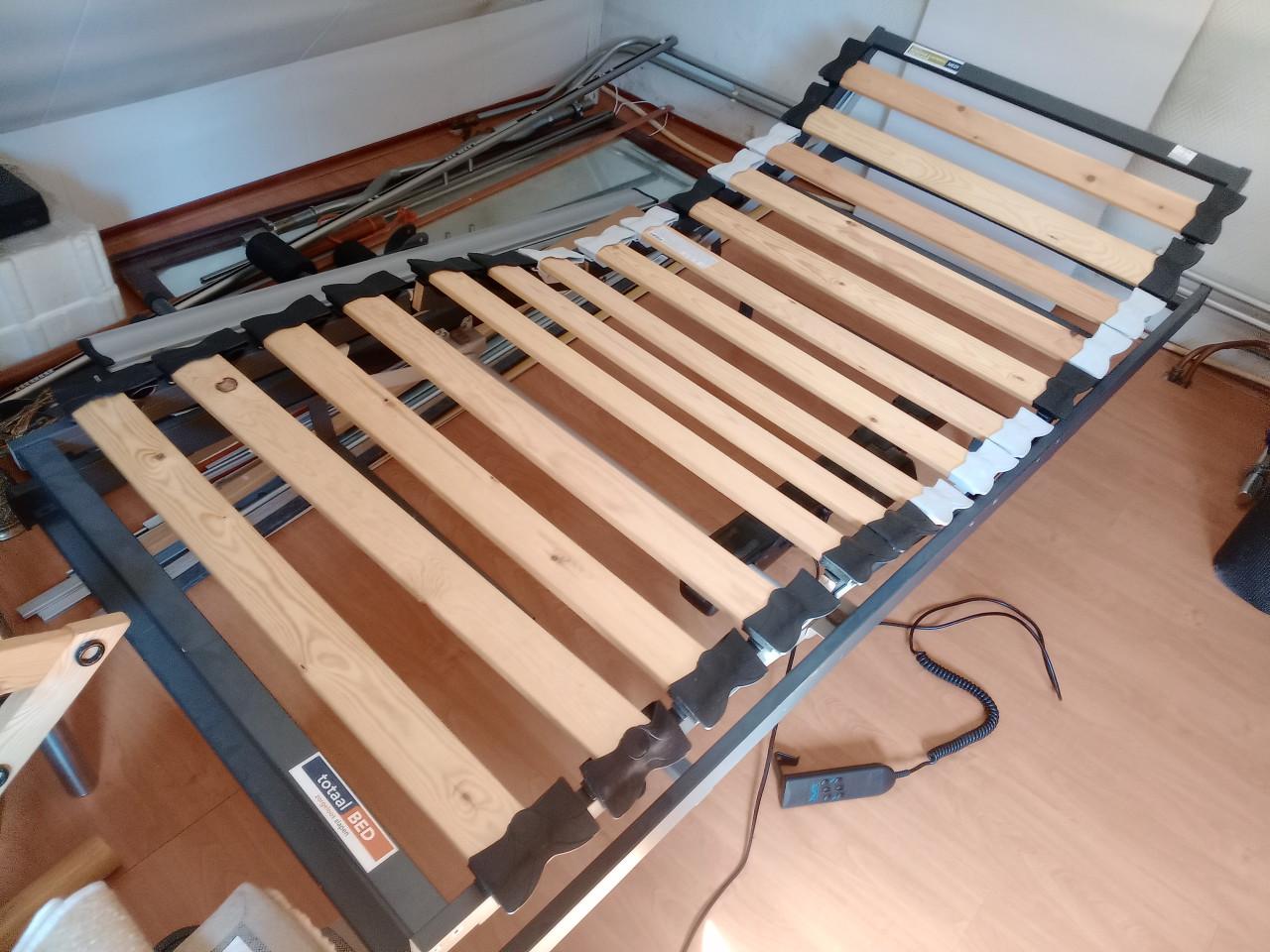 Bed electrisch verstelbaar