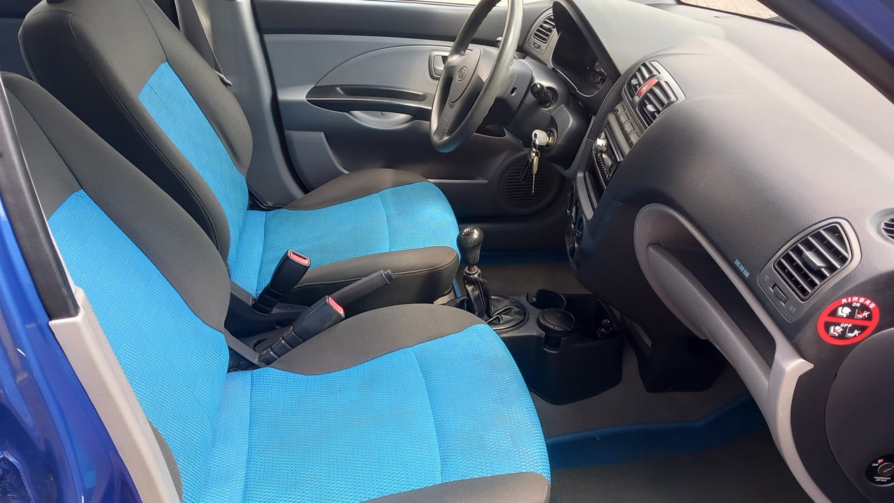 Kia Picanto 1.0 Colori 5deurs bj:2006 lm-velgen apk 2026