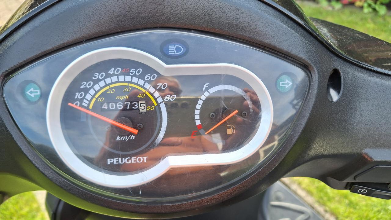 Scooter Peugeot Tweet te koop.