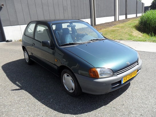 Toyota Starlet 1.3 16V 55KW/Elek.pakket/Stuurbekrachtiging/ 1998/Groen