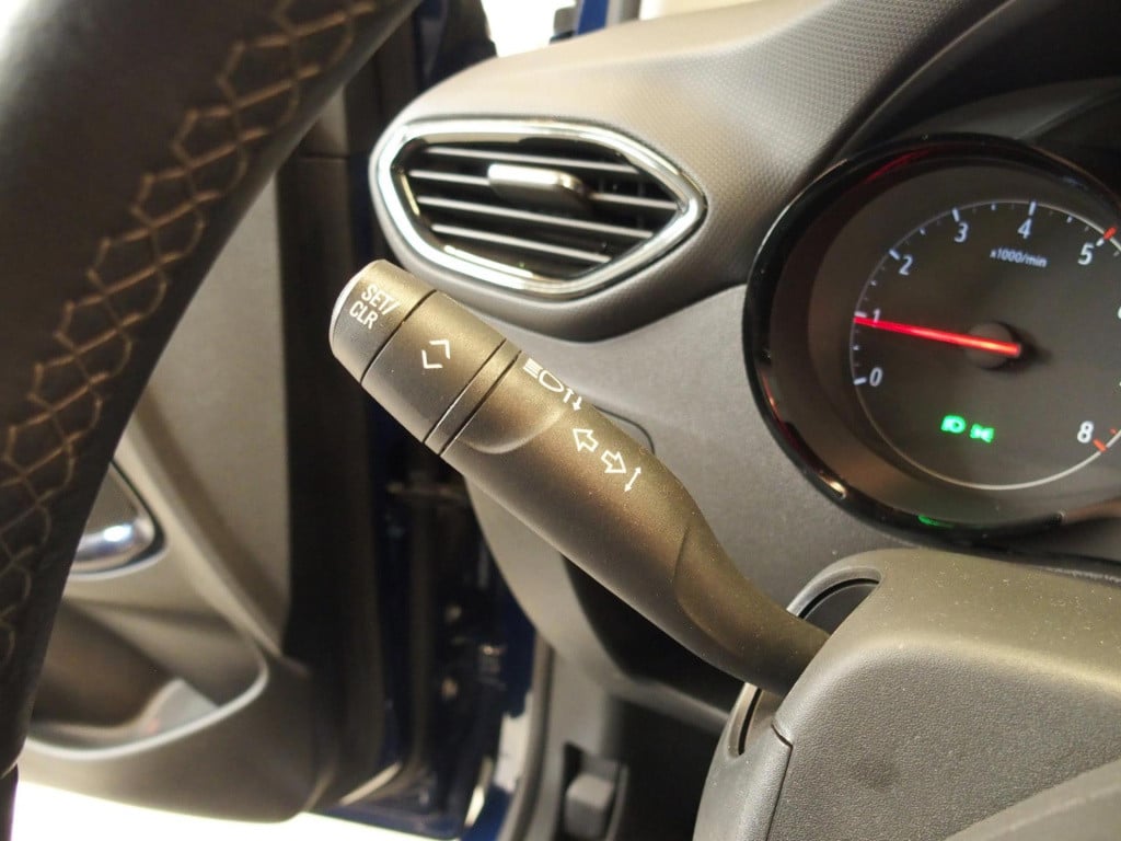 Opel Crossland X 1.2 turbo 120 jaar edition nl auto, cruise, appconnect,