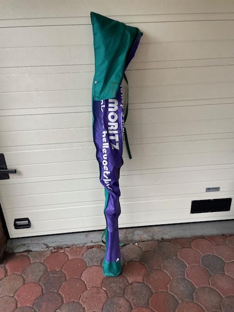 Carve Atomic skies met tas en schoenen