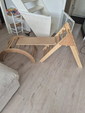 Houten speeltoestel