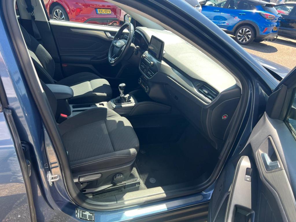 Ford Focus 1.0 ecoboost 125pk titanium , trekhaak , winterpakket