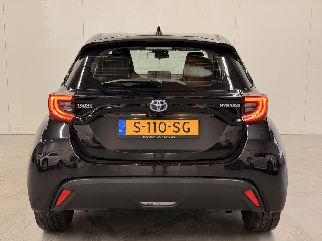 Toyota Yaris 1.5 hybrid dynamic| camera| adap.cruise| keyless| carplay