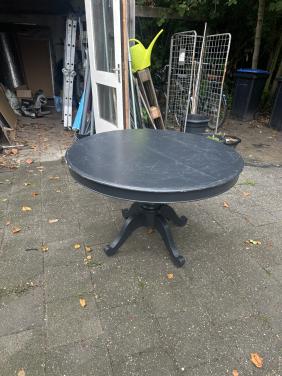 Ronde eettafel