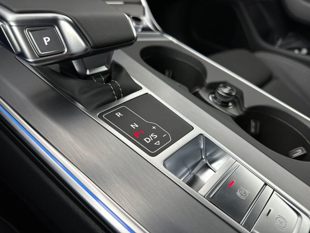 Audi A6 limousine 40 tfsi s edition competition