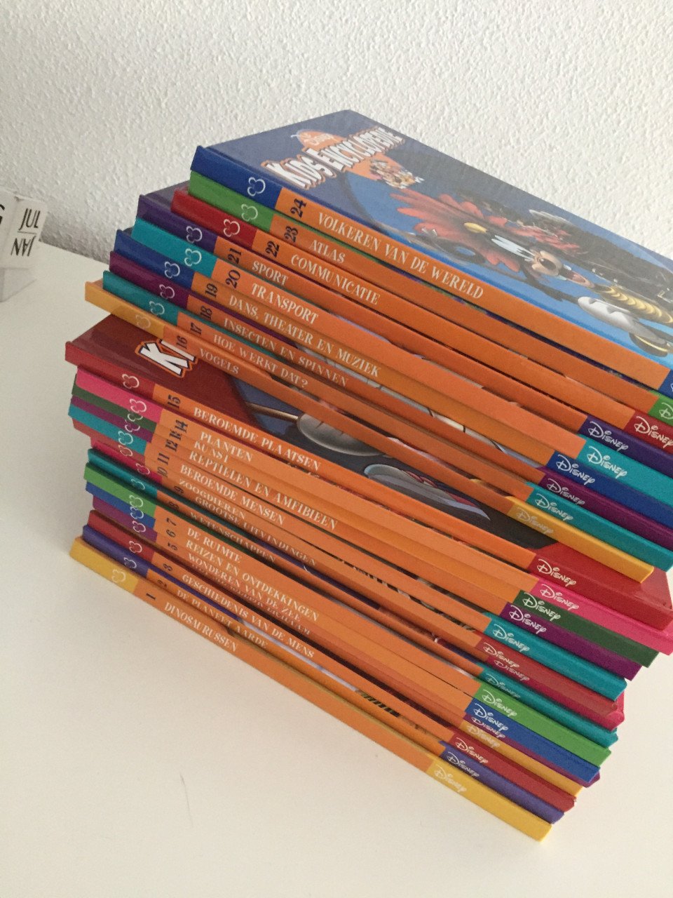 Disney encyclopedie 24 delig