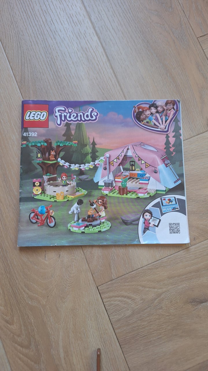 Lego friends Glamping in de natuur (41392)