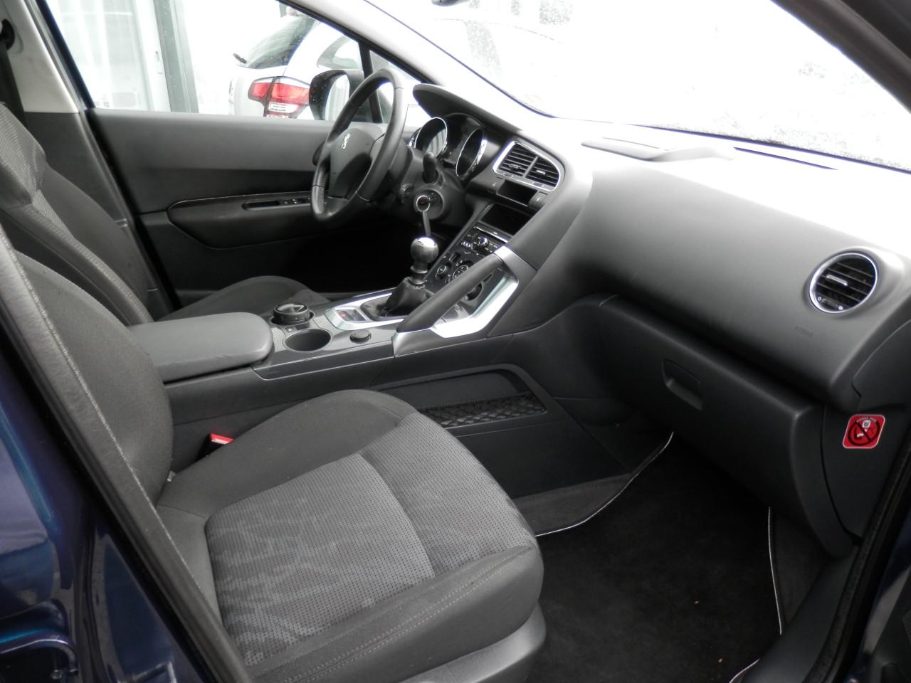 Auto Garant Biedt Aan: Peugeot 3008 1.6 THP ST
