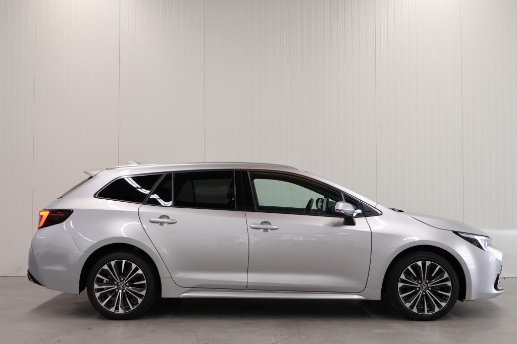 Toyota Corolla Touring Sports hybrid 140 dynamic